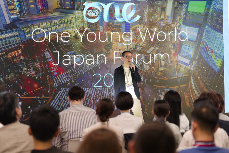 HEAD OF SUSTAINABILITY FOR ASTELLAS, MR. SHINGO IINO, ANNOUNCES THE NEW PARTNERSHIP AT THE 2025 ONE YOUNG WORLD JAPAN FORUM ON JULY 5TH, 2025.